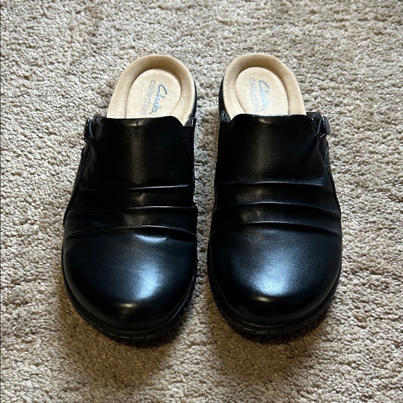 Clarks Comfort Black Leather Casual Mules - Picture 5 of 6